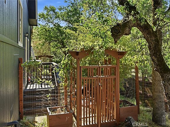 5th image of 19345 Moon Ridge Rd