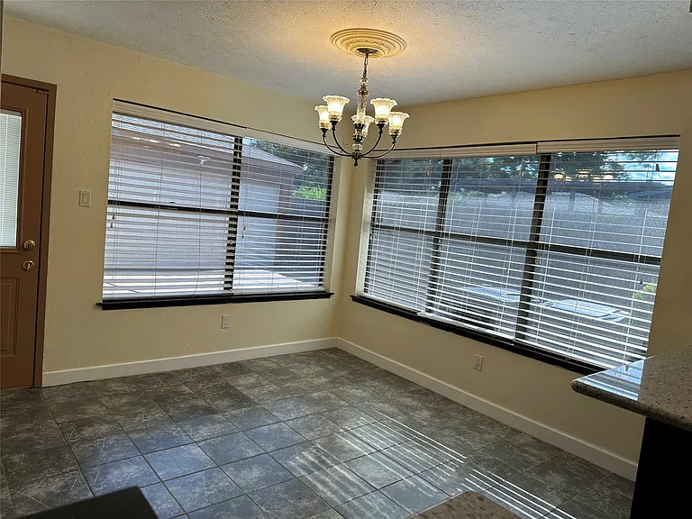 2826 Green Fields Dr — Photo 19