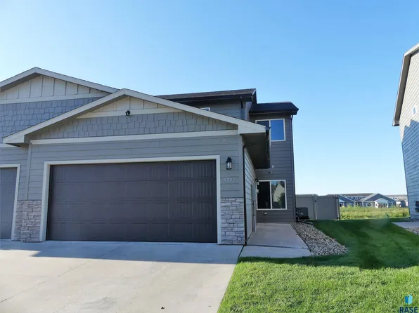 5516 S Seville Pl, Sioux Falls, SD 57108
