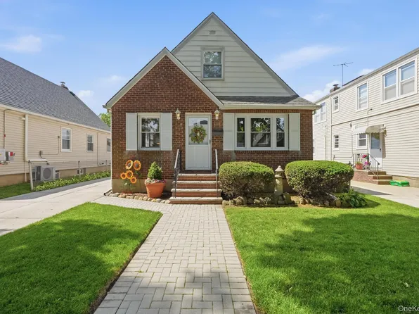 24616 86th Road, Bellerose, NY 11426