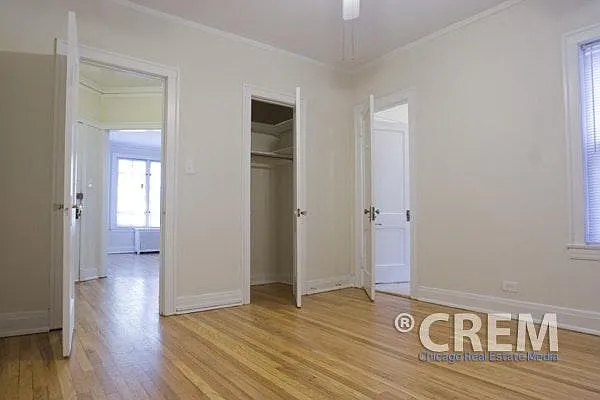 1374 W Greenleaf Ave #3S — Photo 11