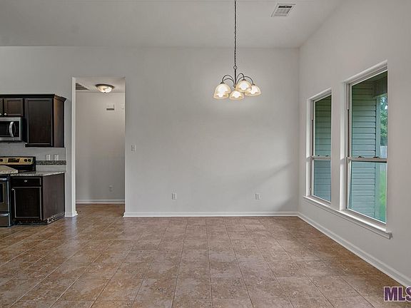4th image of 9279 Redwood Lake Blvd