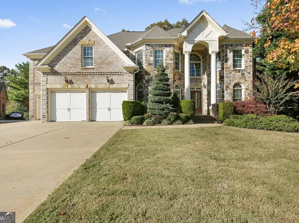 12540 Darvish Ln, Alpharetta, GA 30005