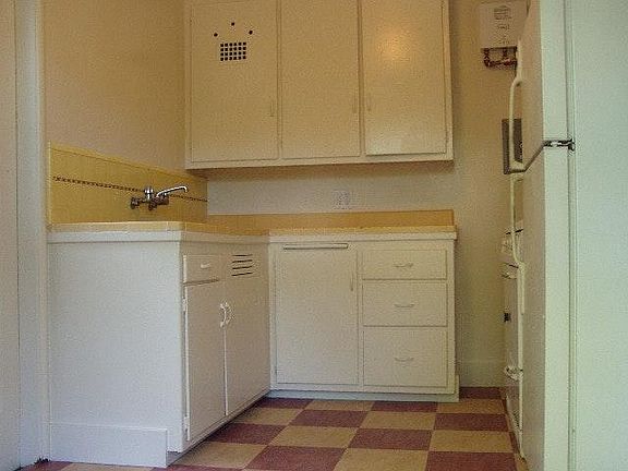 Eat in kitchen with door to private yard