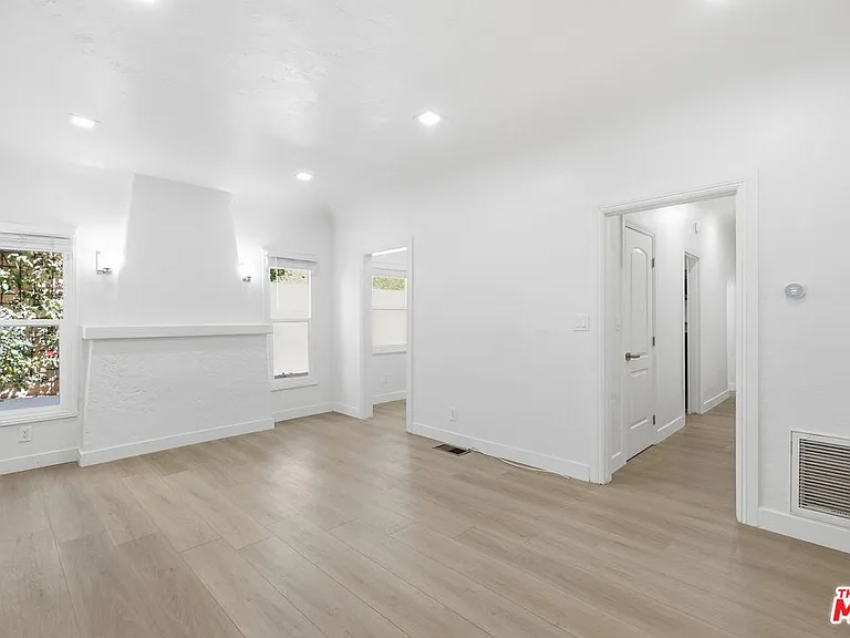1536 Lemoyne St #3 — Photo 1