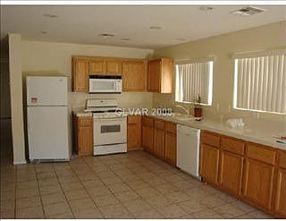 1st image of 3420 Hillside Garden Dr