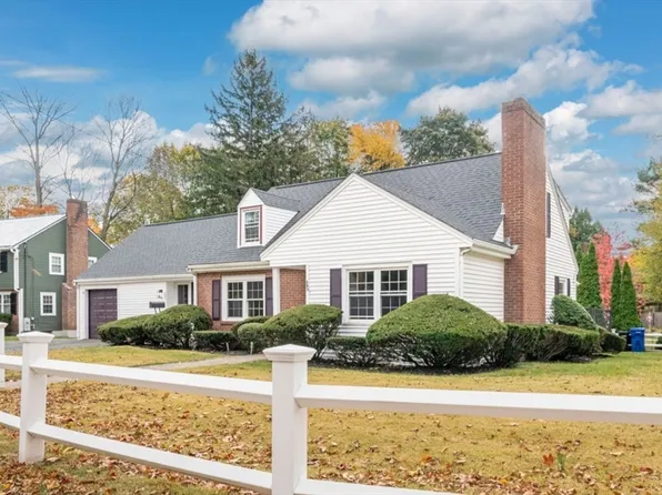 397 Adams St, Milton, MA 02186