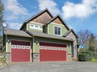 36915 Eldridge Dr, Sandy, OR 97055