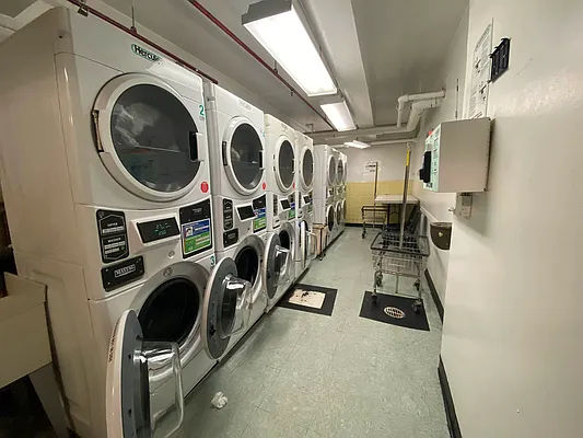 Rented by Queens Apartments Realty LLC | media 8