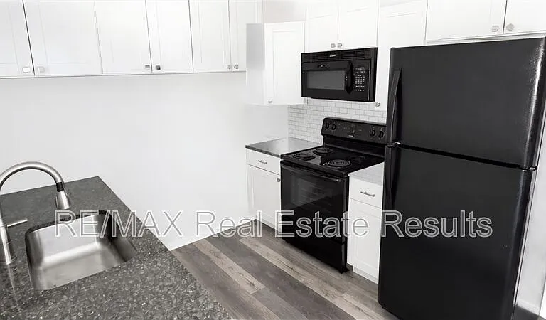 1301 Spring St — Photo 6