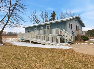 25431 Larch St NW, Isanti, MN 55040