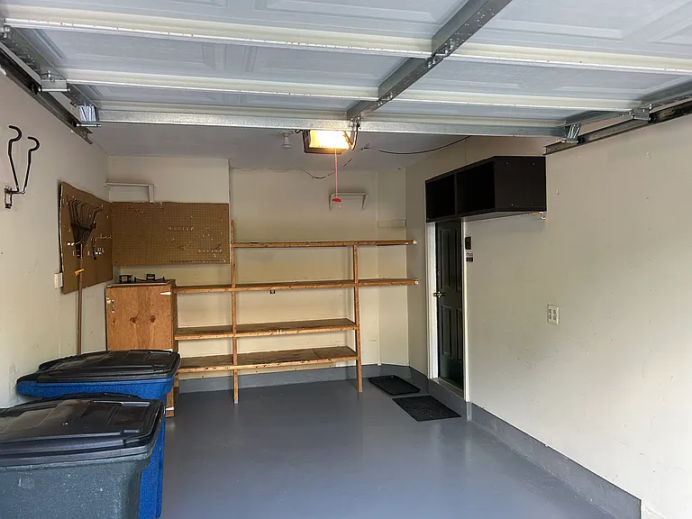 18204 Coachmans Rd — Photo 18
