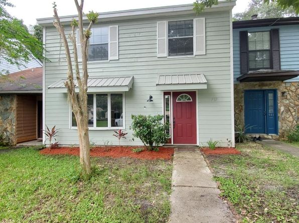 927 Village Dr
