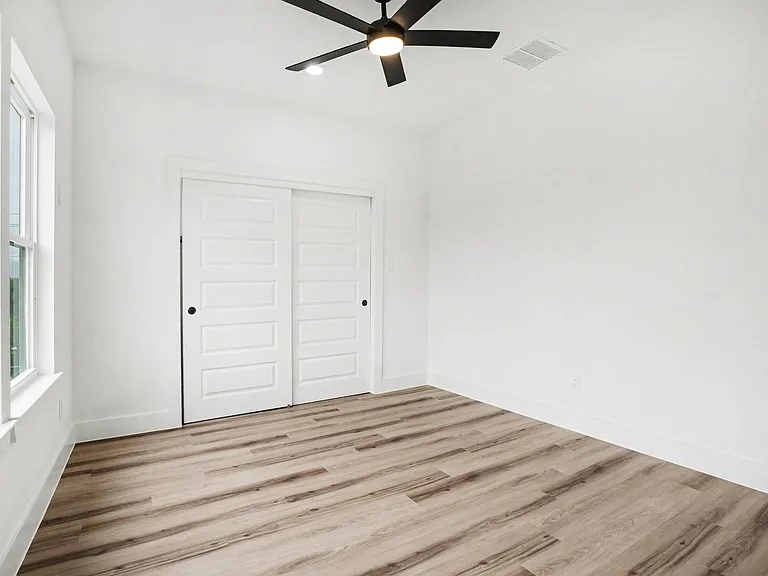 115 Milby St — Photo 19