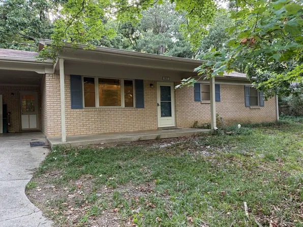 (undisclosed Address), Fayetteville, AR 72703