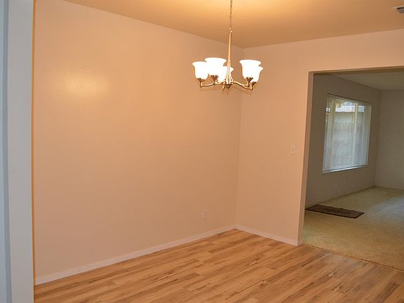 5th image of 4645 Oakhollow Dr