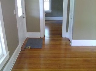 2712 Pindals Rd, Greensboro, NC 27405