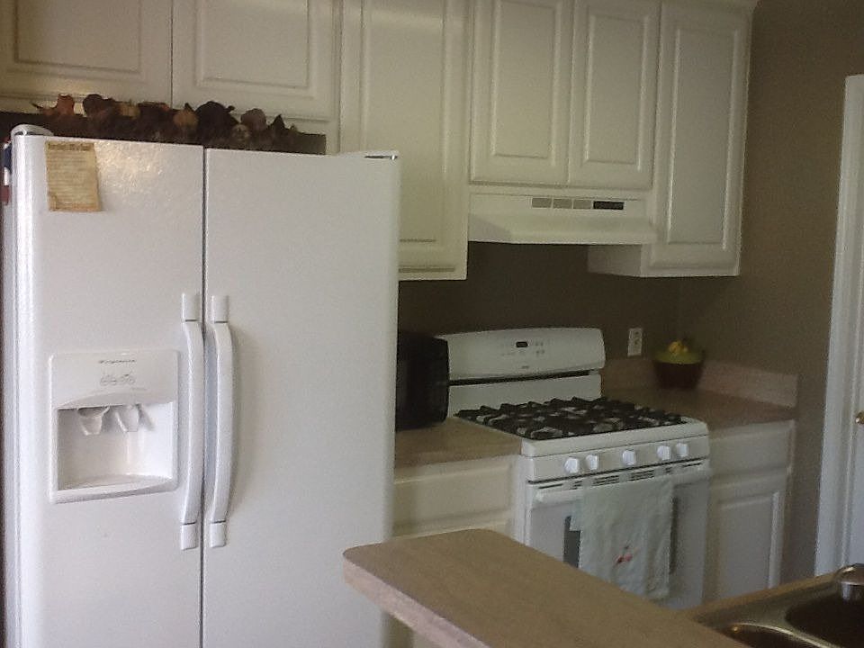 1st image of 1561 Parkfield Cir
