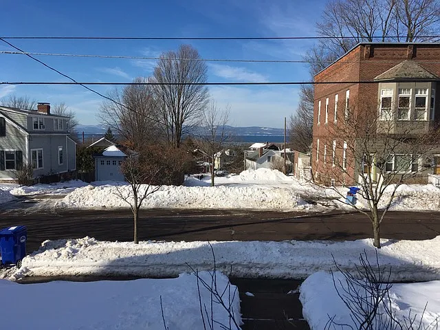 2 bed, 1200 sqft, $2,500 — Photo 1