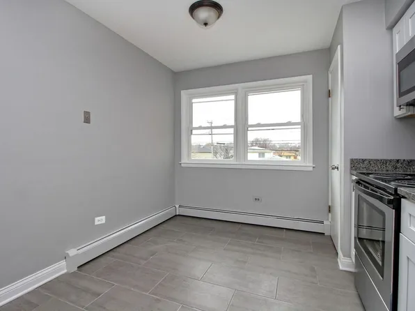 SKI Apartments II LLC, 10114-16 S Pulaski Rd #10116-2N, Oak Lawn, IL 60453
