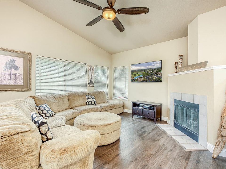 1st image of 415 Verbena Ct