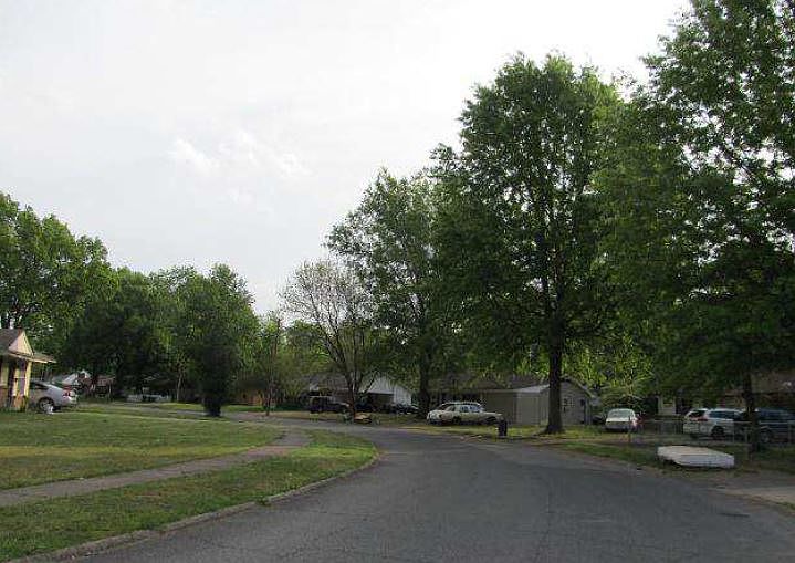 2nd image of 503 Wilson Rd