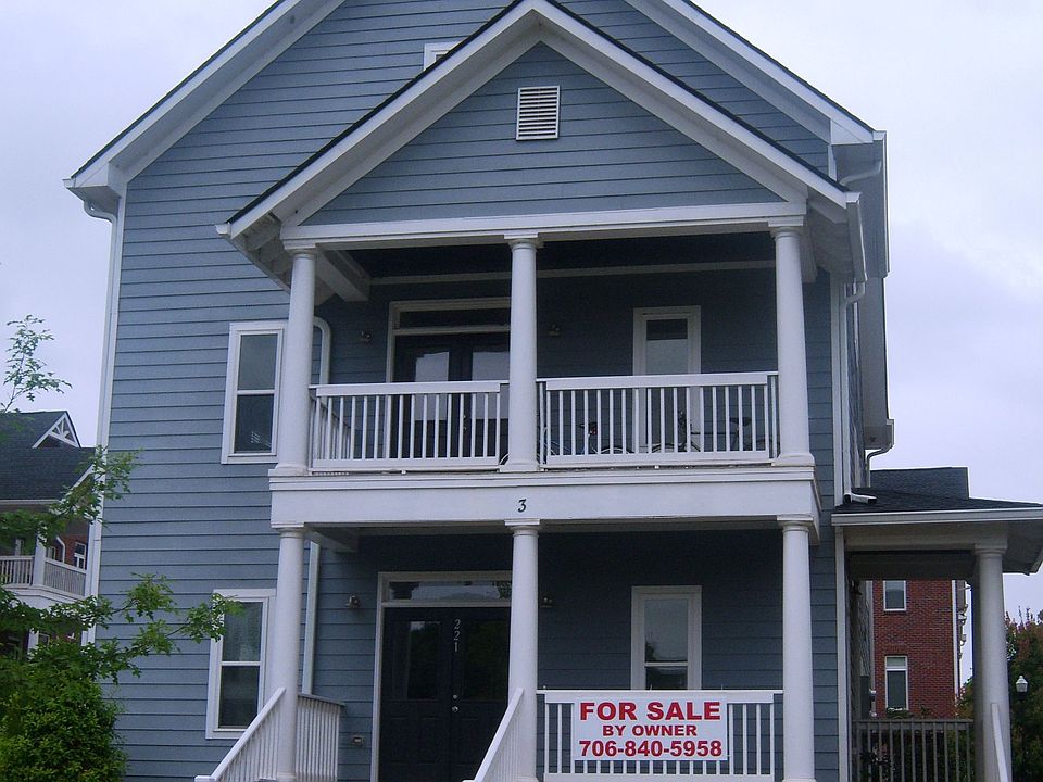 1st Floor Unit