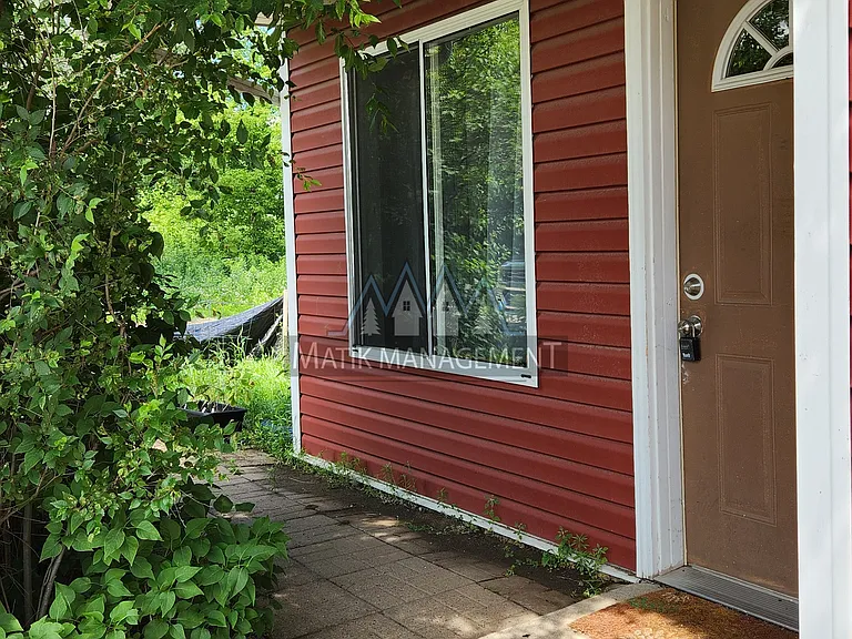 2621 Malmquist Ave — Photo 28