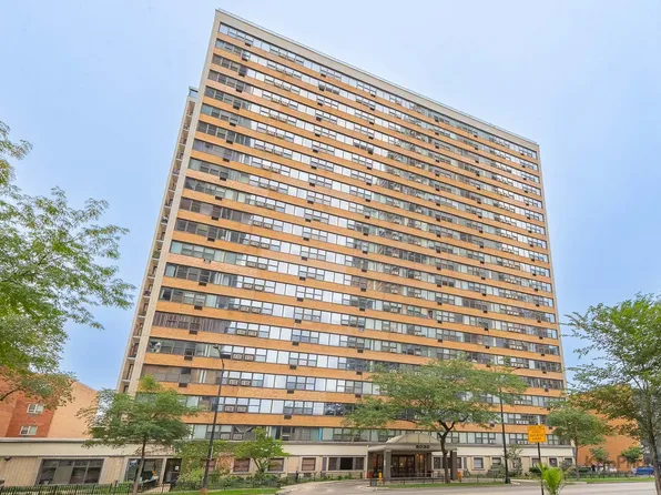 6030 N Sheridan Rd APT 2108, Chicago, IL 60660