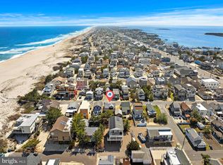123 E 27th St, Ship Bottom, NJ 08008