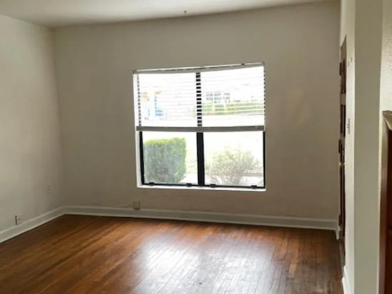 3817 Maplewood Ave #A — Photo 6
