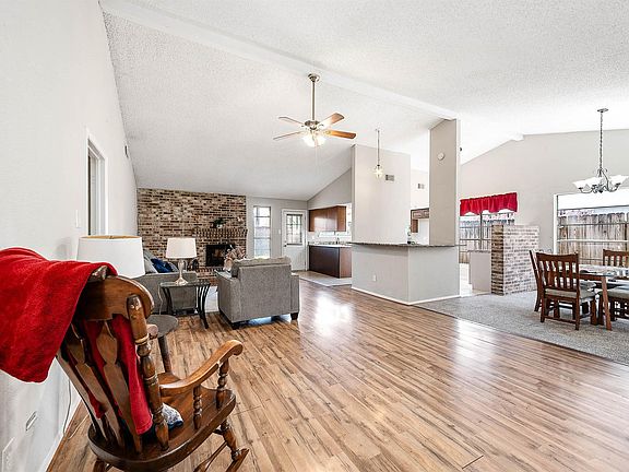 2nd image of 23903 Creek Ridge Dr