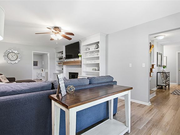 5th image of 2523 Carriage Ln