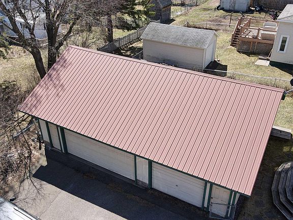 5th image of 51944 Tamarack St