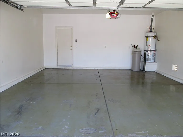 8049 Palace Estate Ave — Photo 15