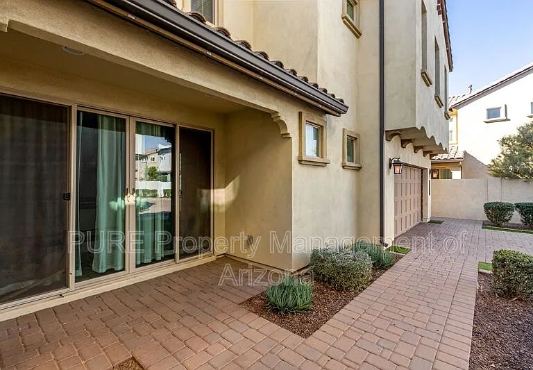 1827 S Follett Way — Photo 22