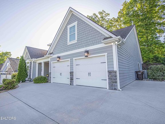 2nd image of 2104 Clearmill Dr