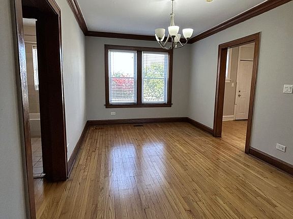 5th image of 1501-1503 N Kolin 4316 4322 W #4318-1