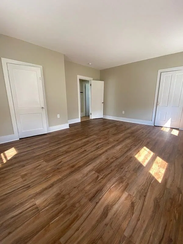 2 bed, 1100 sqft, $1,950 — Photo 4