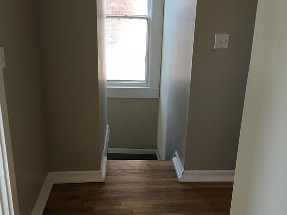 5th image of 603 Saint Ann St #3