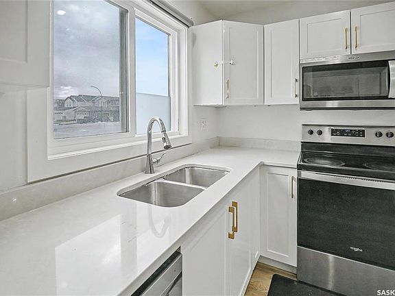 2nd image of 106 Westfield ROAD