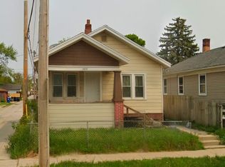 1614 Hamilton St, Racine, WI 53404