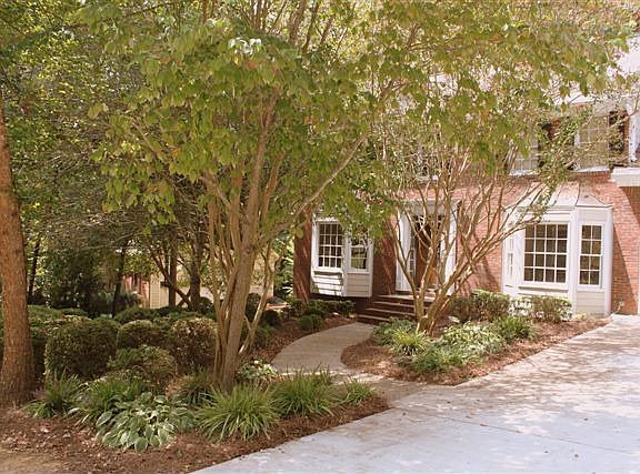 2nd image of 1650 Oakford Ct SW