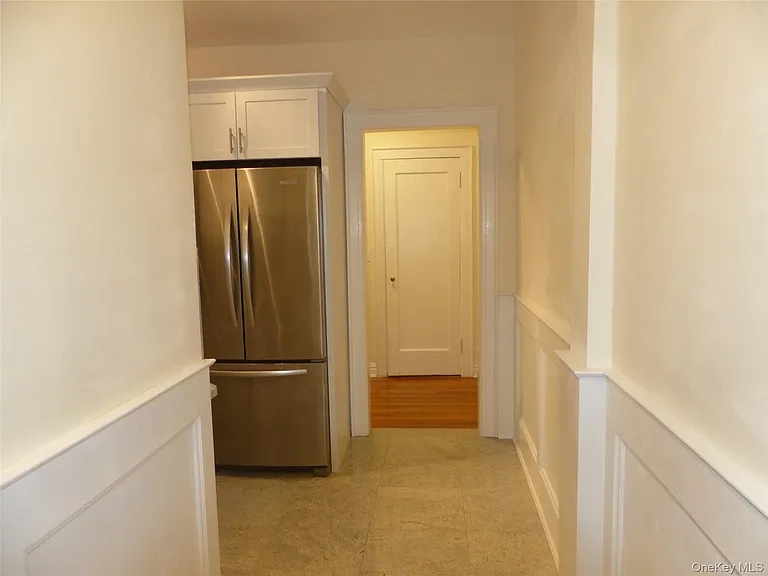 222 7th St #2C — Photo 5