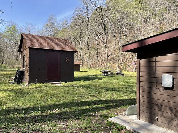 3rd image of 13461 N Pumpkin Hollow Rd