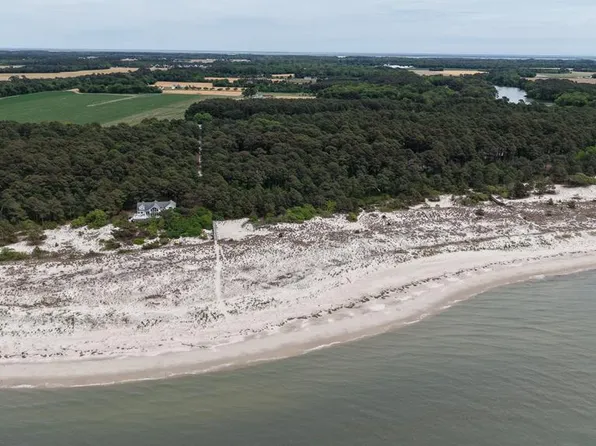 10C Bay Dunes Chase #10C, Cape Charles, VA 23310