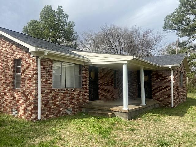 2nd image of 2603 Berryhill Rd