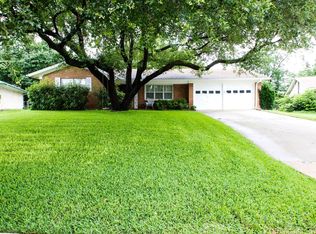 5844 Waltham Ave, Fort Worth, TX 76133
