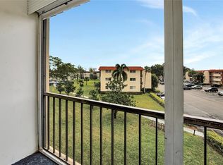 9720 S Hollybrook Lake Dr APT 301, Hollywood, FL 33025