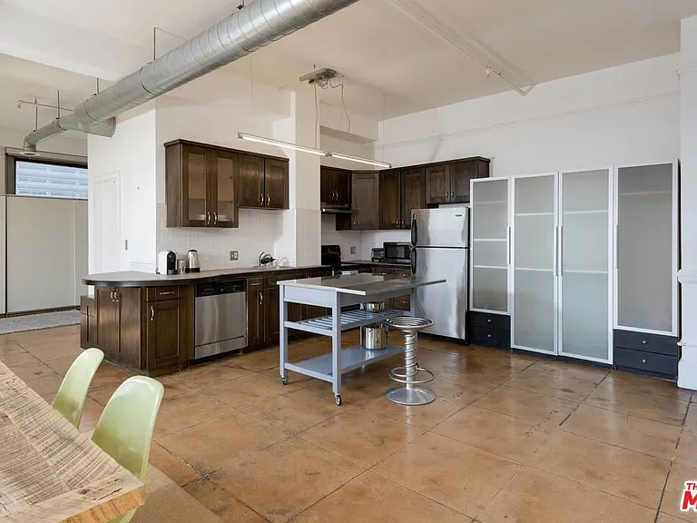 108 W 2nd St #606 — Photo 11